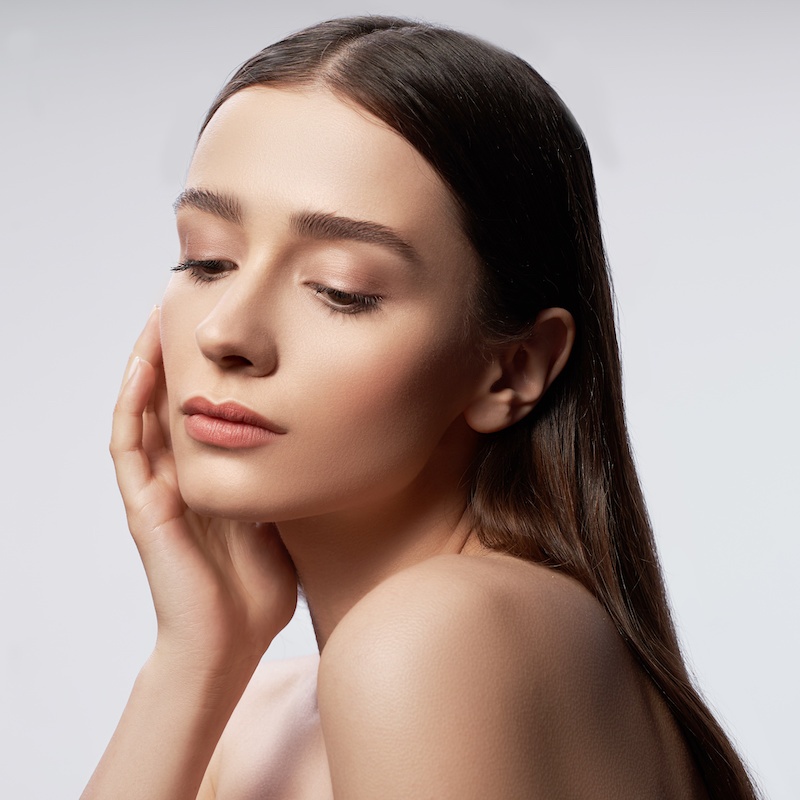 Procedimientos Faciales 12 beautiful young woman with fresh face